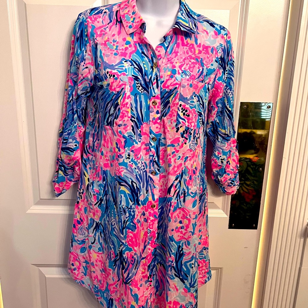 Gently used Lilly Pulitzer Coverup